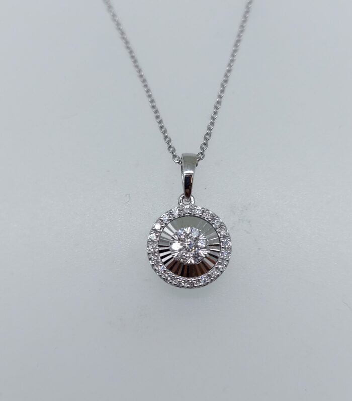 0.17 Karat Pırlanta Kolye
