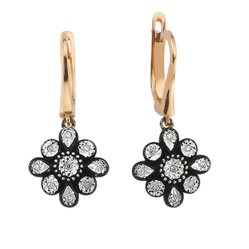 0.08 Karat Elmas Fantezi Çiçek Küpe