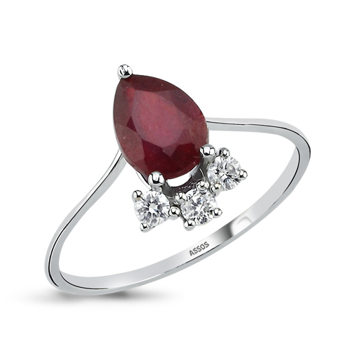 0.15 Karat Damla Kesim Yakut Pırlanta Yüzük