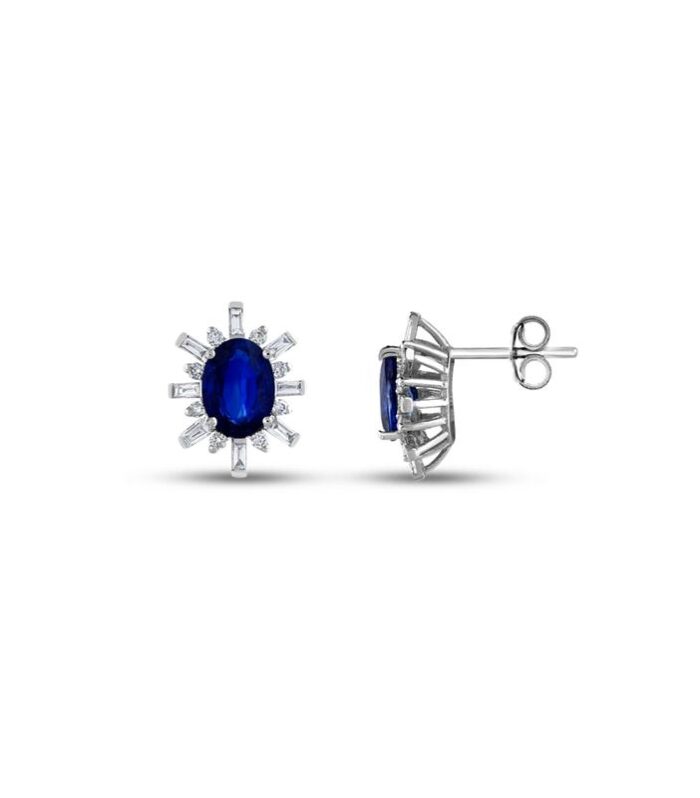 0.34 Karat Baget Taşlı Pırlantalı Safir Küpe