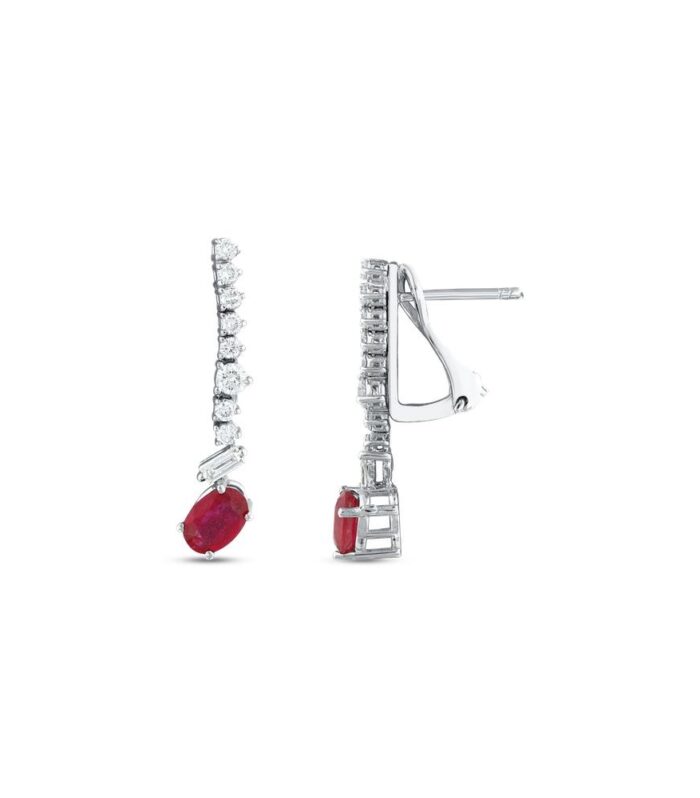 0.45 Karat Yakut Taşlı Pırlanta Küpe