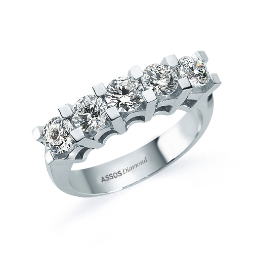 0.93 Karat Pırlanta Beştaş Yüzük